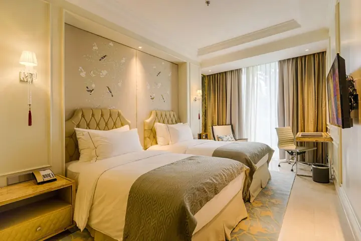 Бандунг: Art Deco Luxury Hotel & Residence