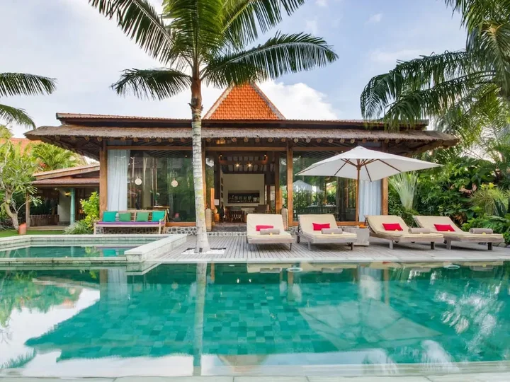 Чангу: Villa Desa Roro by Villa Finder