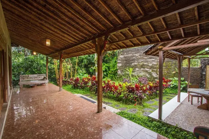 Паянган: Payangan Residence