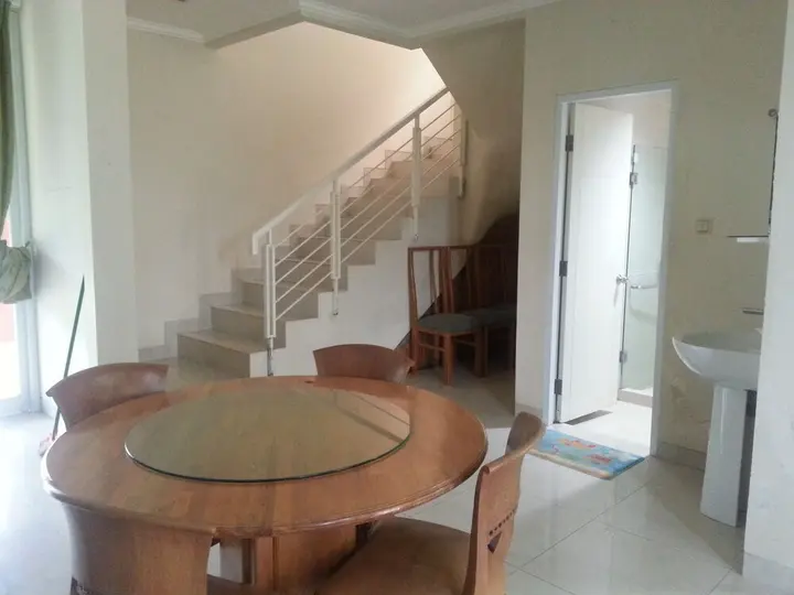 Чипанас: Villa Kota Bunga Azalea