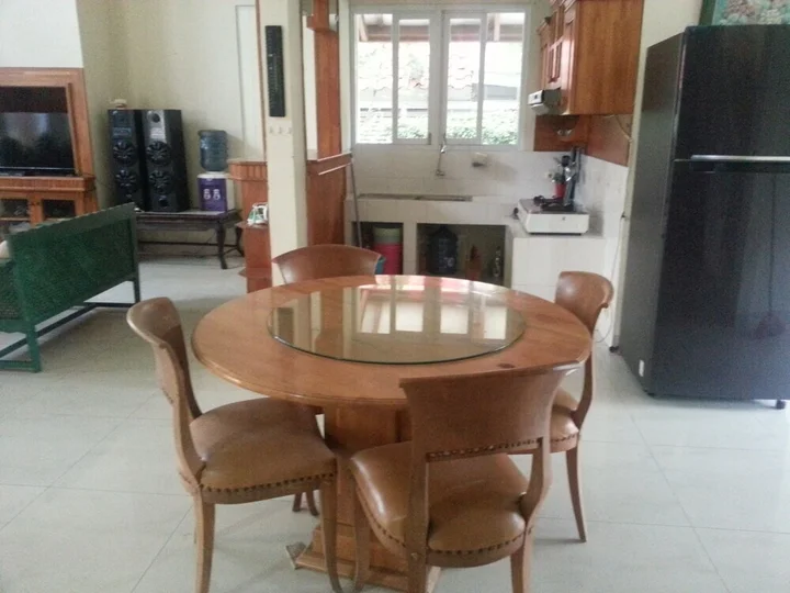 Чипанас: Villa Kota Bunga Azalea