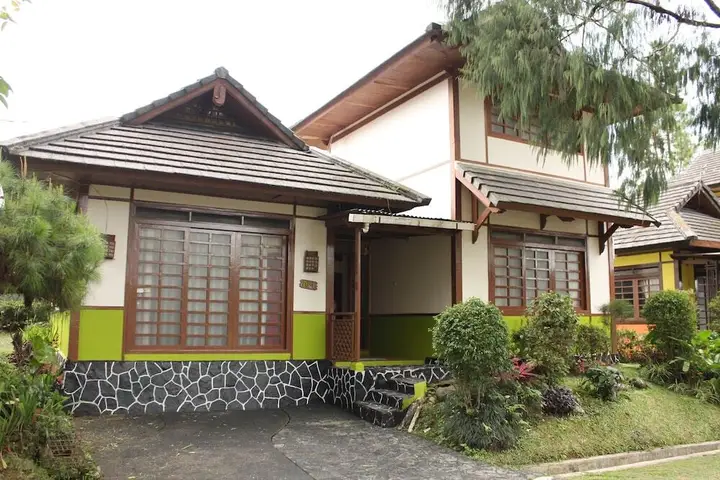 Villa Kota Bunga Widuri — фото 1
