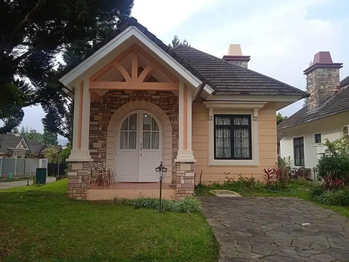 Чипанас: Villa Kota Bunga Widuri
