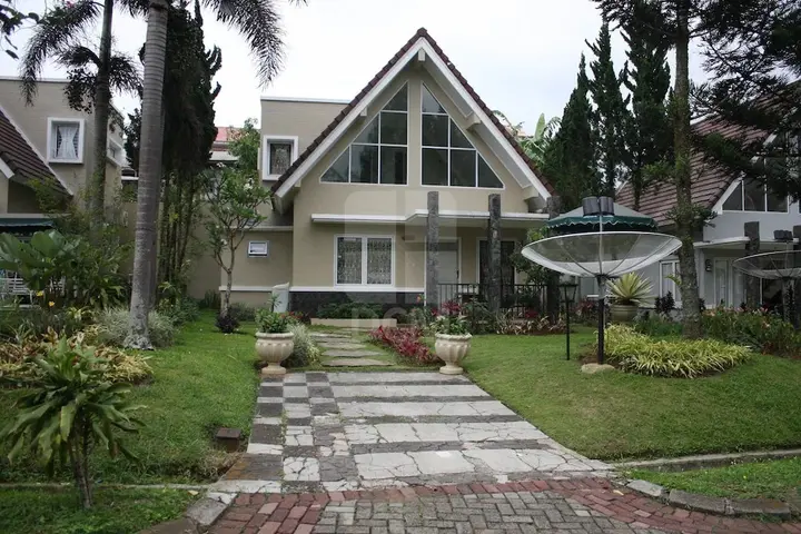 Чипанас: Villa Kota Bunga Peony