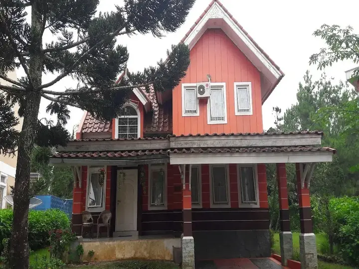 Чипанас: Villa Kota Bunga Aster