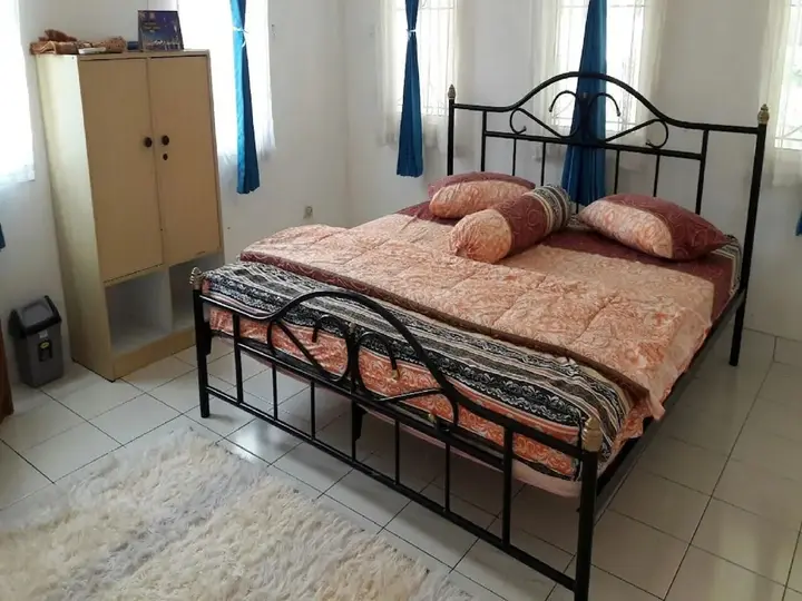Чипанас: Villa Kota Bunga Aster