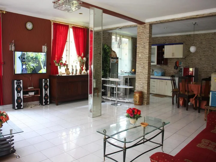 Чипанас: Villa Kota Bunga Aster