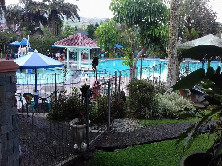 Чипанас: Villa Kota Bunga Aster