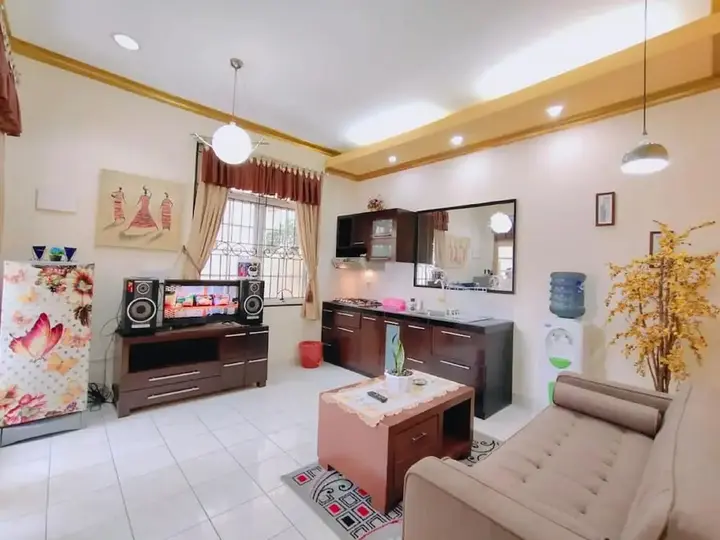 Чипанас: Villa Kota Bunga Camelia