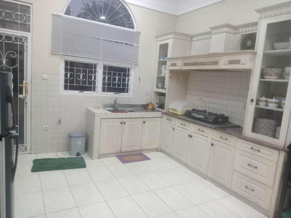 Чипанас: Villa Kota Bunga Camelia