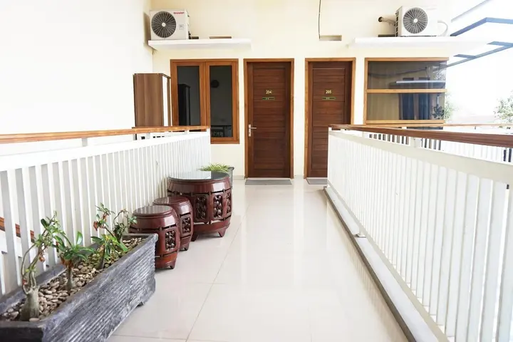 Маланг: Airy Lowokwaru Kedawung Lima 25J Malang