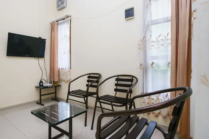 Маланг: Airy Lowokwaru Kedawung Lima 25J Malang