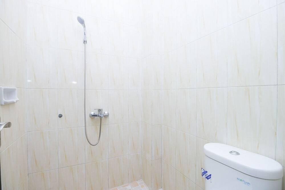Маланг: Airy Lowokwaru Kedawung Lima 25J Malang