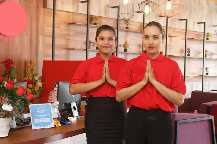 Пеканбару: Airy Bandara Sultan Syarif Kasim II Kaharudin Nasution Pekanbaru
