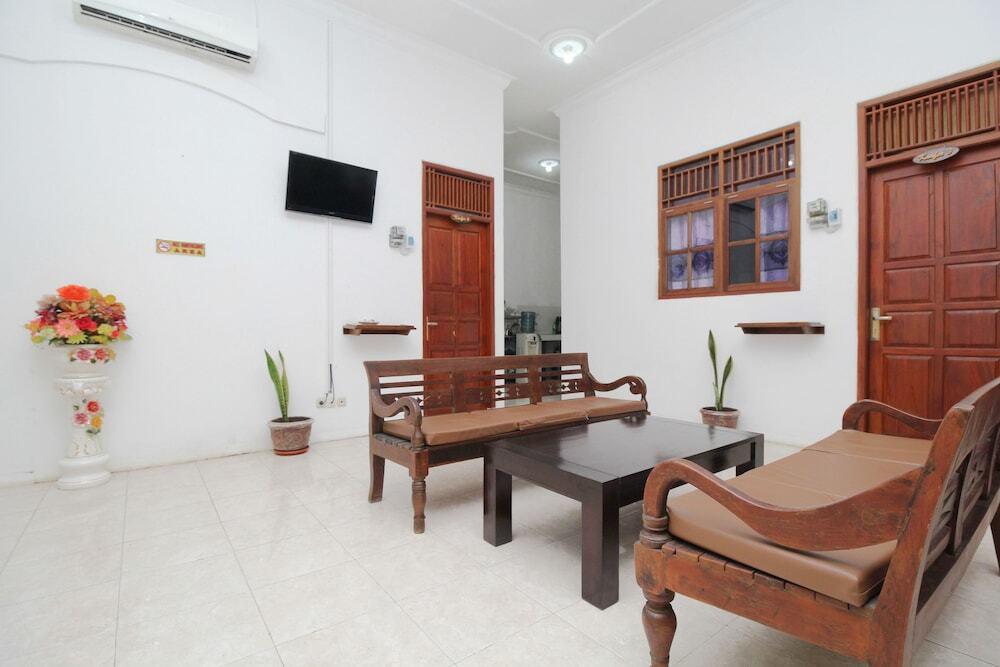 Семаранг: Airy Banyumanik Ngesrep Timur Empat 2 Semarang