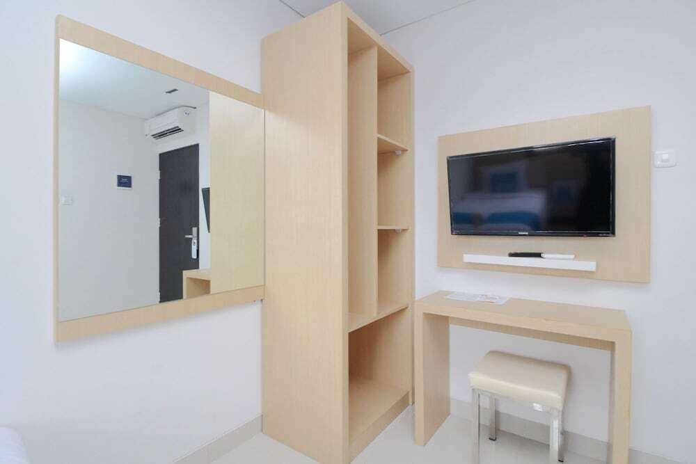 Семаранг: Airy Simpang Lima Anggrek Satu 18 Semarang