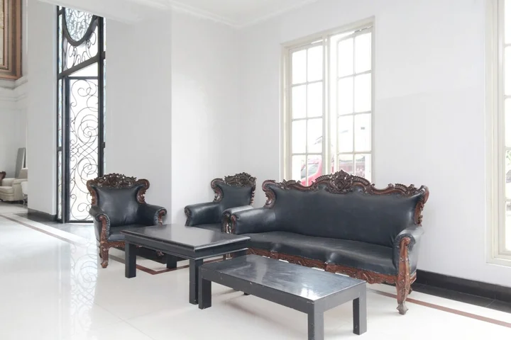 Палу: Airy Pattimura 30 Palu