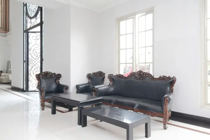 Палу: Airy Pattimura 30 Palu