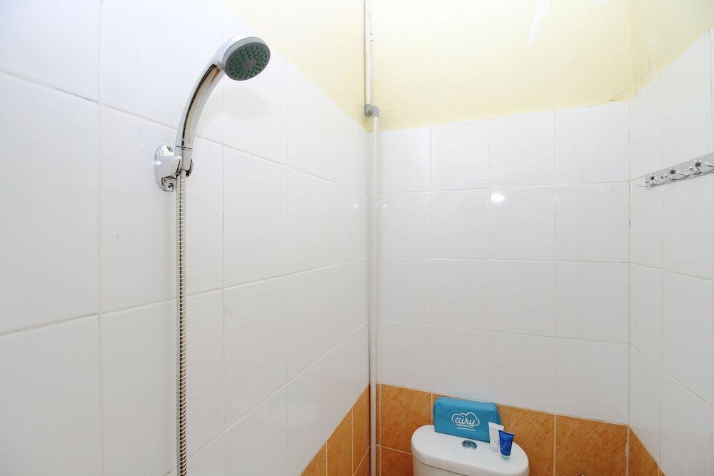 Медан: Airy Japaris Medan Area Rahmadsyah 293