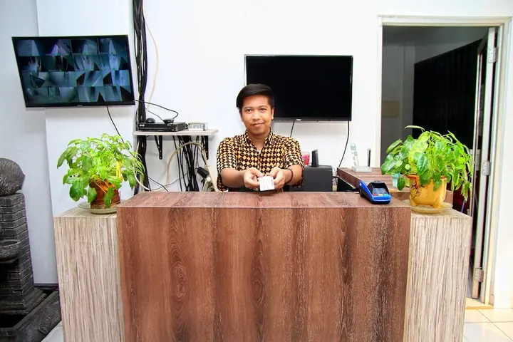 Тангеранг: Hotel Syariah Mama Kutajaya Pasar Kemis
