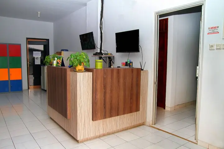 Тангеранг: Hotel Syariah Mama Kutajaya Pasar Kemis