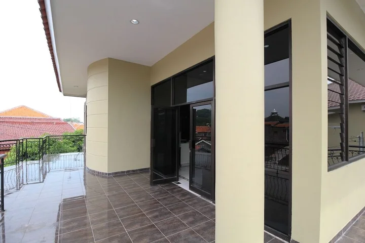 Семаранг: Airy Eco Syariah Semarang Barat Abdul Rahman Saleh 89A