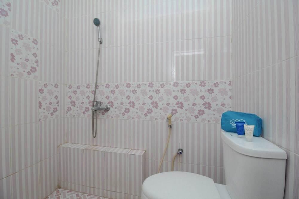 Суракарта: Airy Eco Sumber Pleret Raya Solo