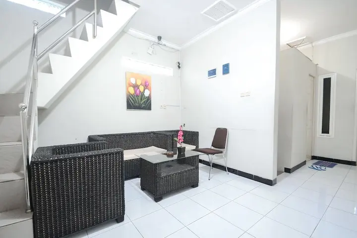 Маланг: Airy Eco Syariah Sawojajar Danau Tondano Raya F4 Malang