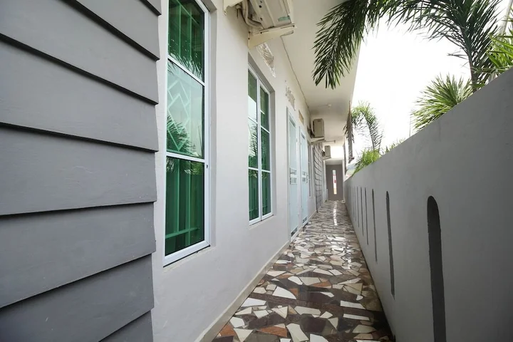 Батам: Airy Eco Syariah Simpang Jam Gajah Mada Puri Casablanca Batam