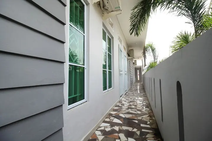 Батам: Airy Eco Syariah Simpang Jam Gajah Mada Puri Casablanca Batam