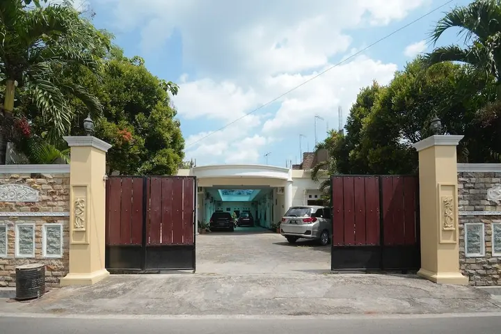 Суракарта: Airy Eco UNISRI Kalingga Utara Satu Solo