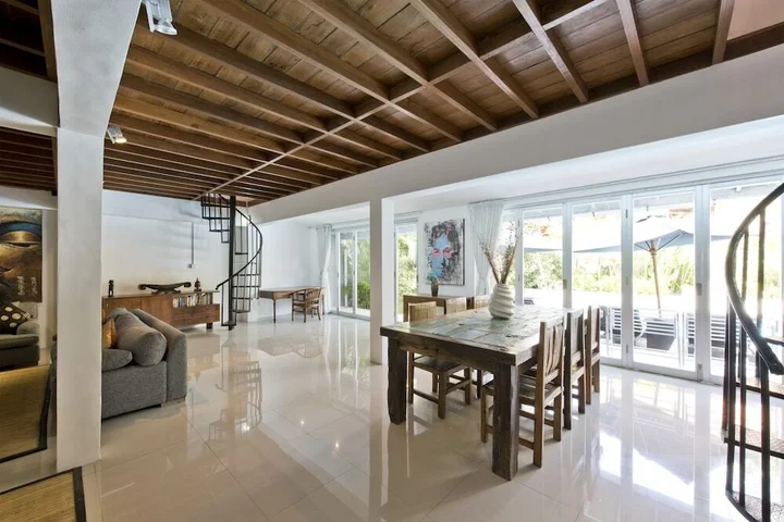 Кута: Villa Grange