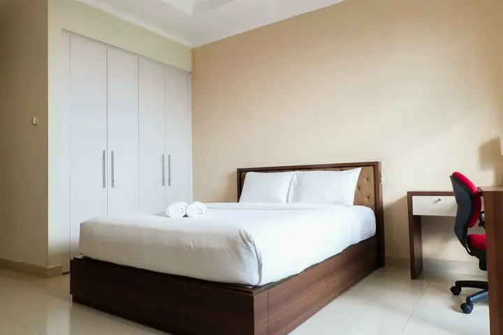 Джакарта: Suite Studio Belezza Apartment By Travelio