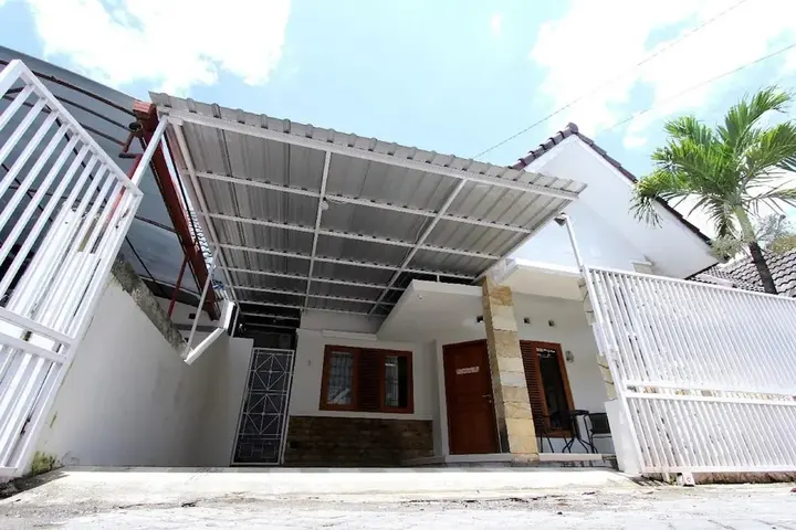 Депок: D'Java Homestay Babarsari By The Grand Java