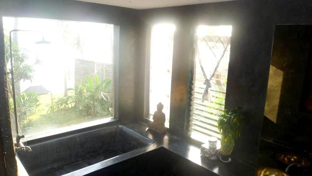Селемадег: Villa With 4 Bedrooms in Kabupaten de Tabanan, With Wonderful sea View