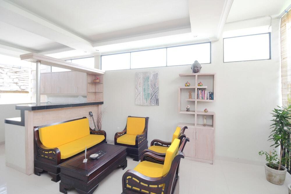 Санур Кайя: Airy Sanur Bypass Ngurah Rai Gang Merpati 7B Bali