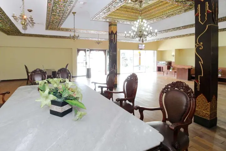 Депок: Airy Carturtunggal Laksda Adisucipto 6 Yogyakarta