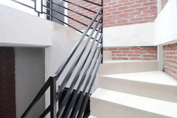 Депок: Airy Condongcatur Sukoharjo Gang Cerry 128 C Yogyakarta