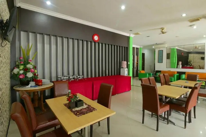 Пеканбару: Airy Sumahilang Sisingamangaraja 10 Pekanbaru