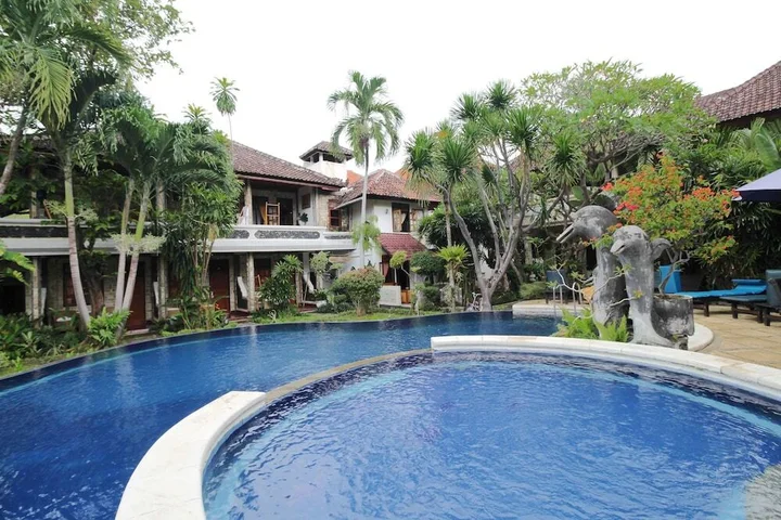 Каликбукбук: Airy Buleleng Laviana Kalibukbuk Singaraja Bali