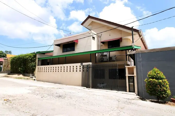 carousel image 0