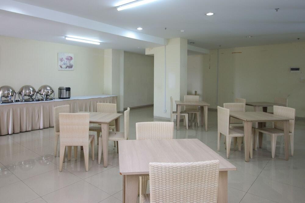 Депок: Airy Beji Margonda Raya 88 Depok