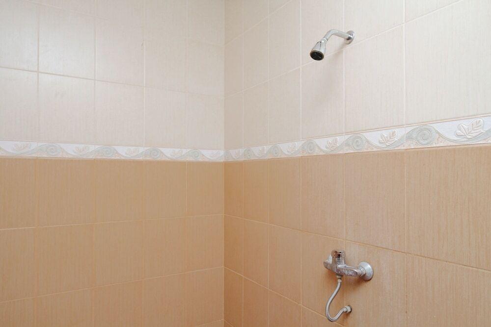 Самаринда: Airy Eco Syariah Bugis Pirus 30 Samarinda