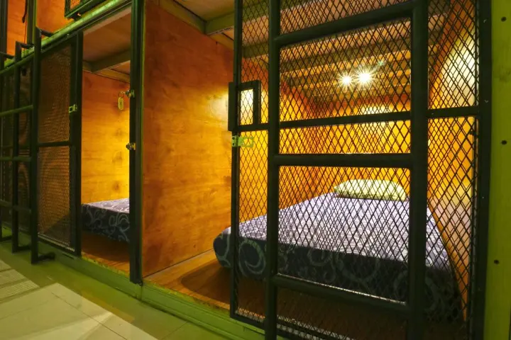 Джакарта: Kabin Kapsul Kayu jati I - Hostel
