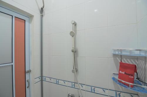 Батам: Reddoorz @ Mall Nagoya Hill Batam