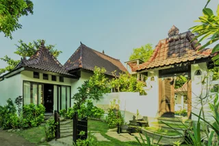 Гили Траванган: Вилла Ambary House