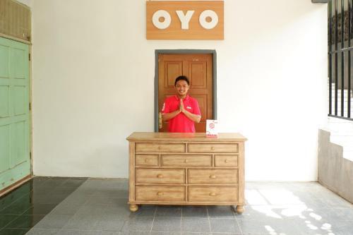 Маланг: Oyo 437 Hnr Homestay Syariah