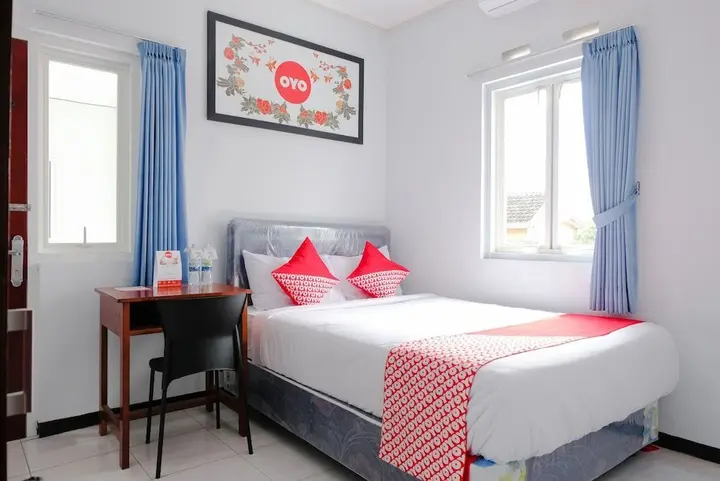 Маланг: Oyo 437 Hnr Homestay Syariah