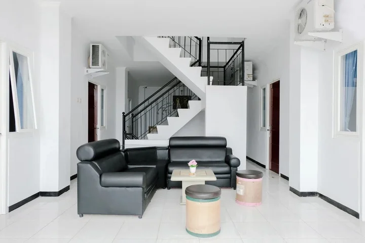 Маланг: Oyo 437 Hnr Homestay Syariah