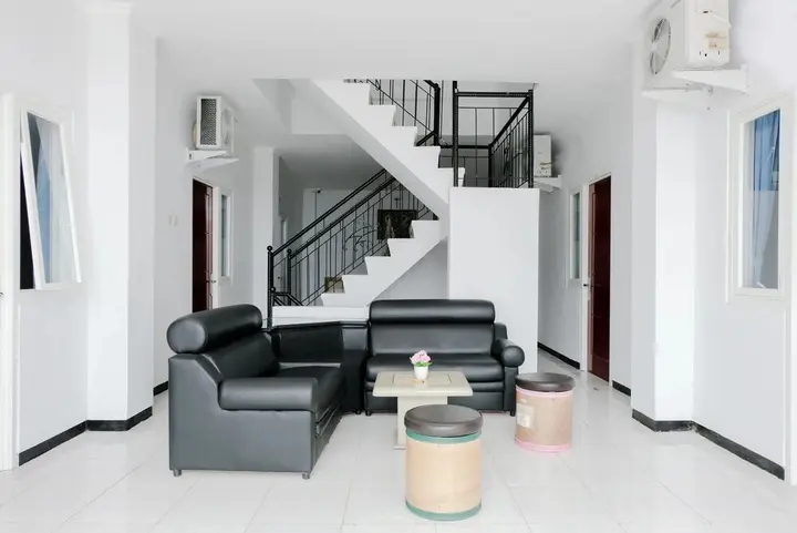 Маланг: Oyo 437 Hnr Homestay Syariah
